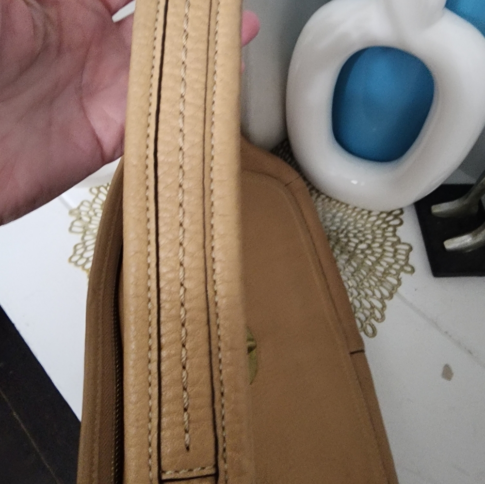 Coach Ergo Pebbled Leather XL 11613 - Picture 13 of 15